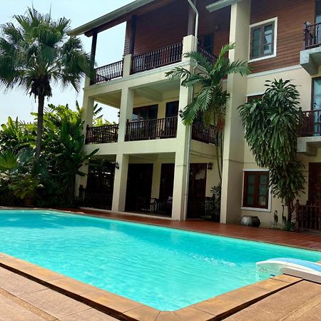 Shewe Wana Suite Resort Chiang Mai Buitenkant foto